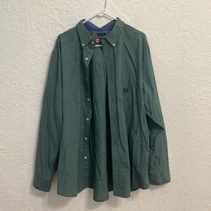 Men's double XL button up collared shirt